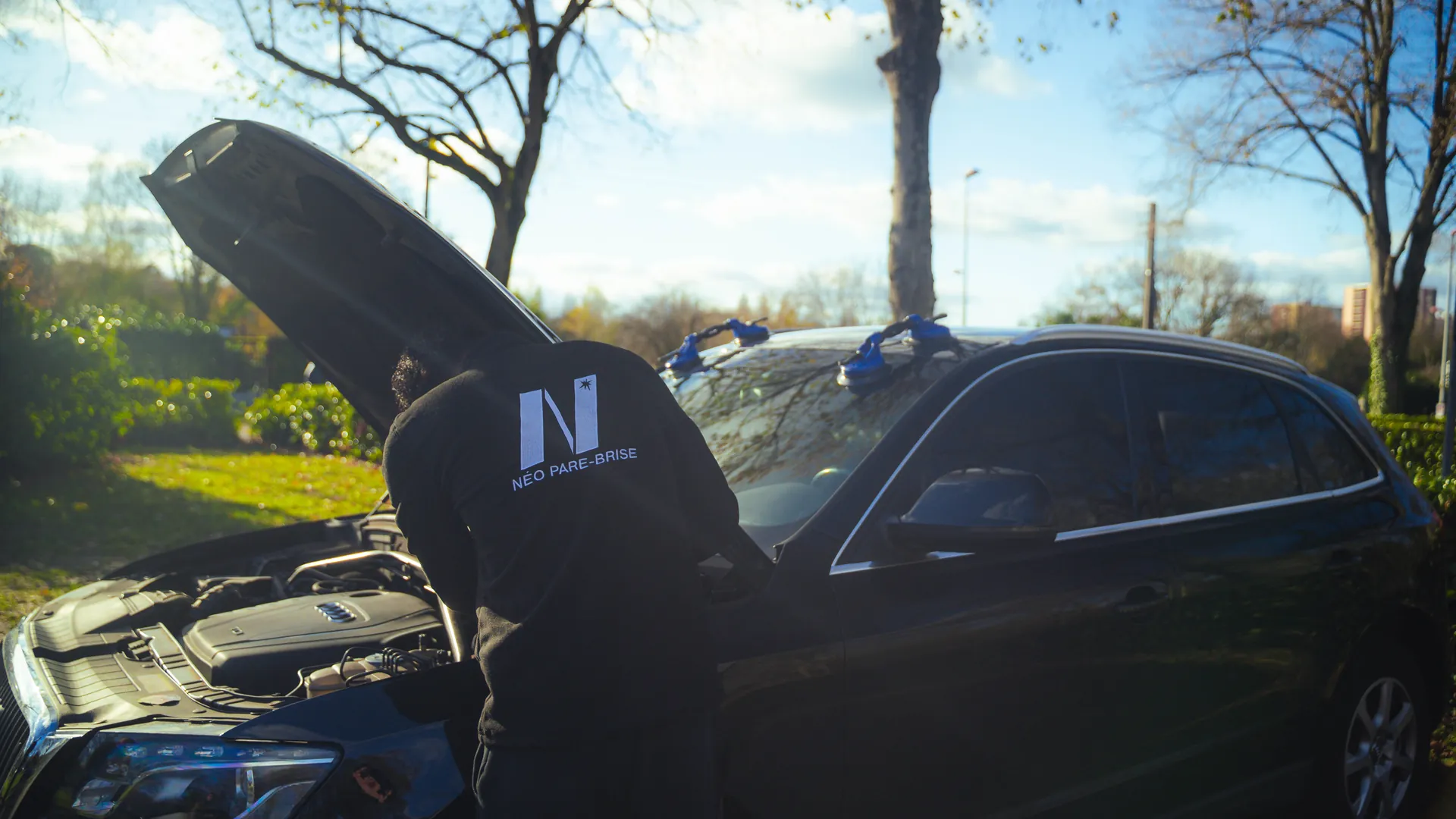 Technicien NRLD PARE-BRISE en intervention